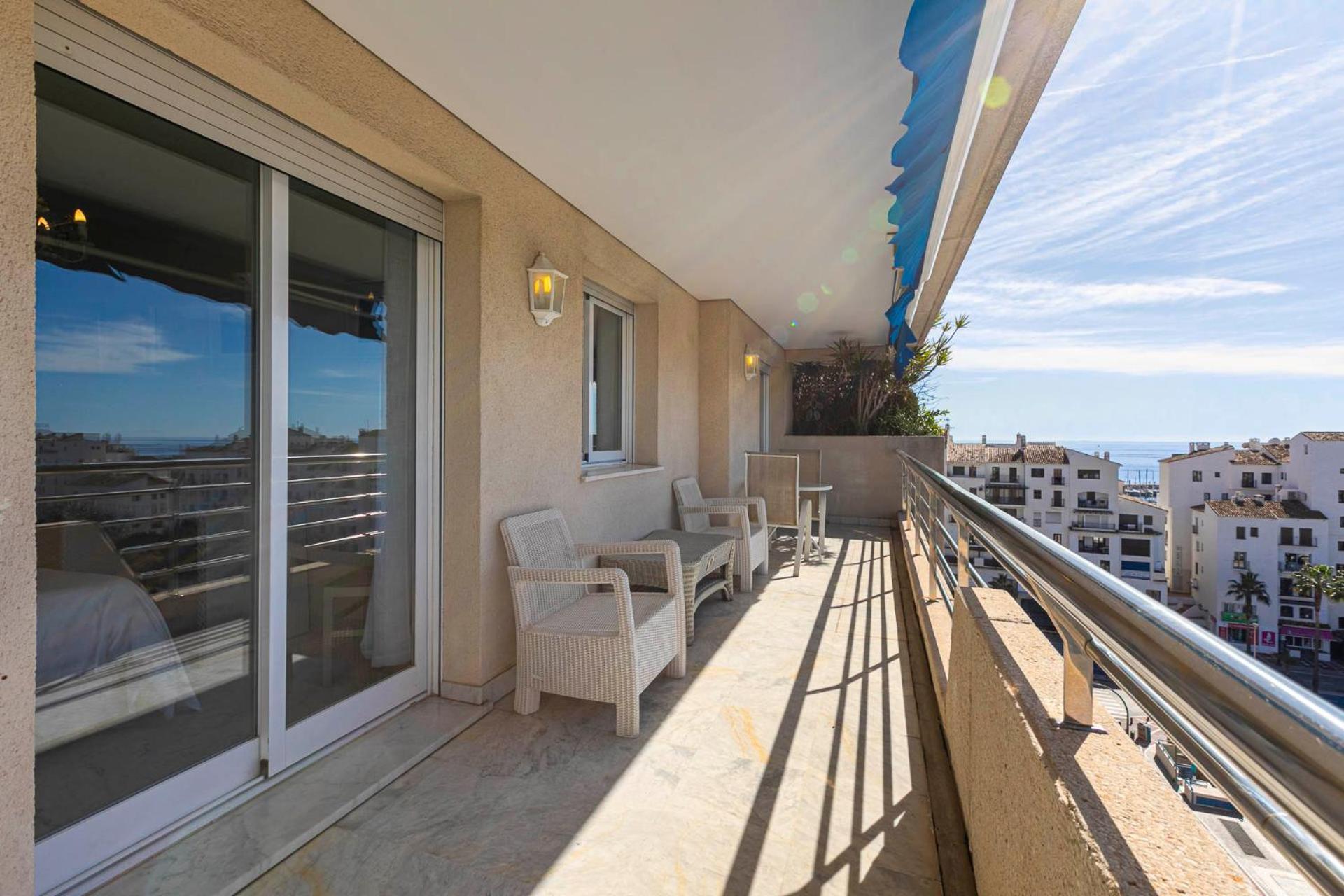 Puerto Banus, Marina Banus, 2br, 2bth, Seaviews And Parking Appartement Marbella